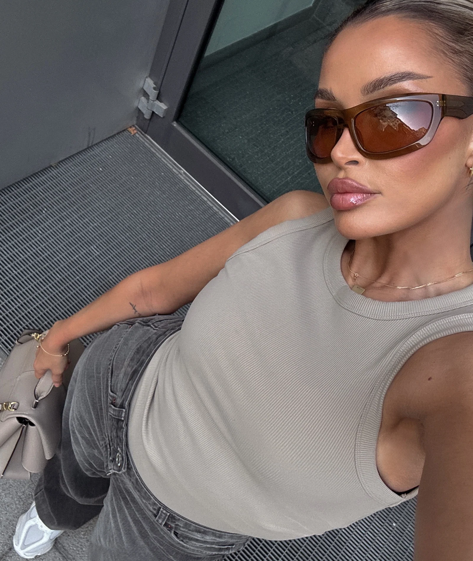 RIBBED TANK - TAUPE - Image 5