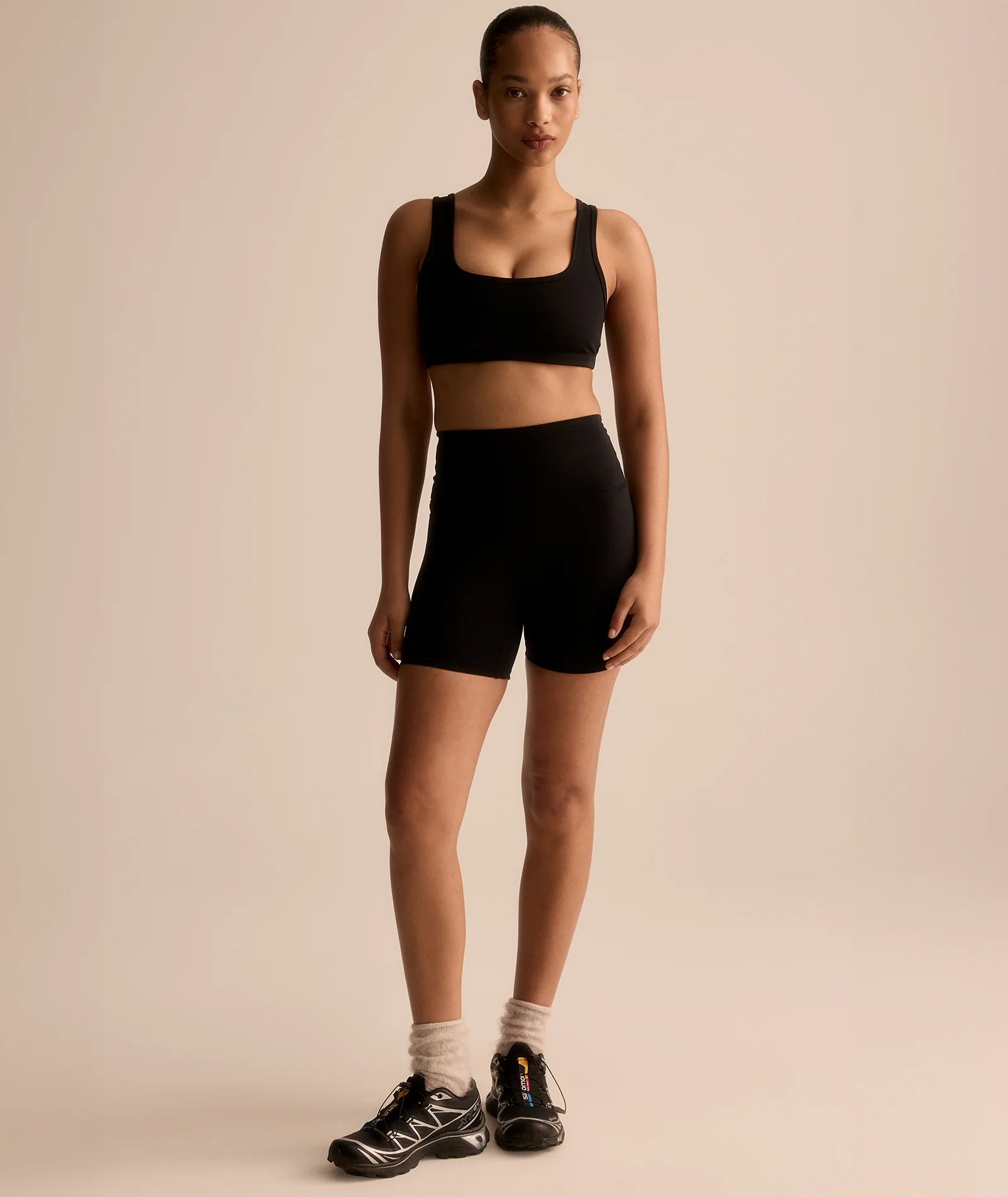 SPORTS BRA - BLACK - Image 6